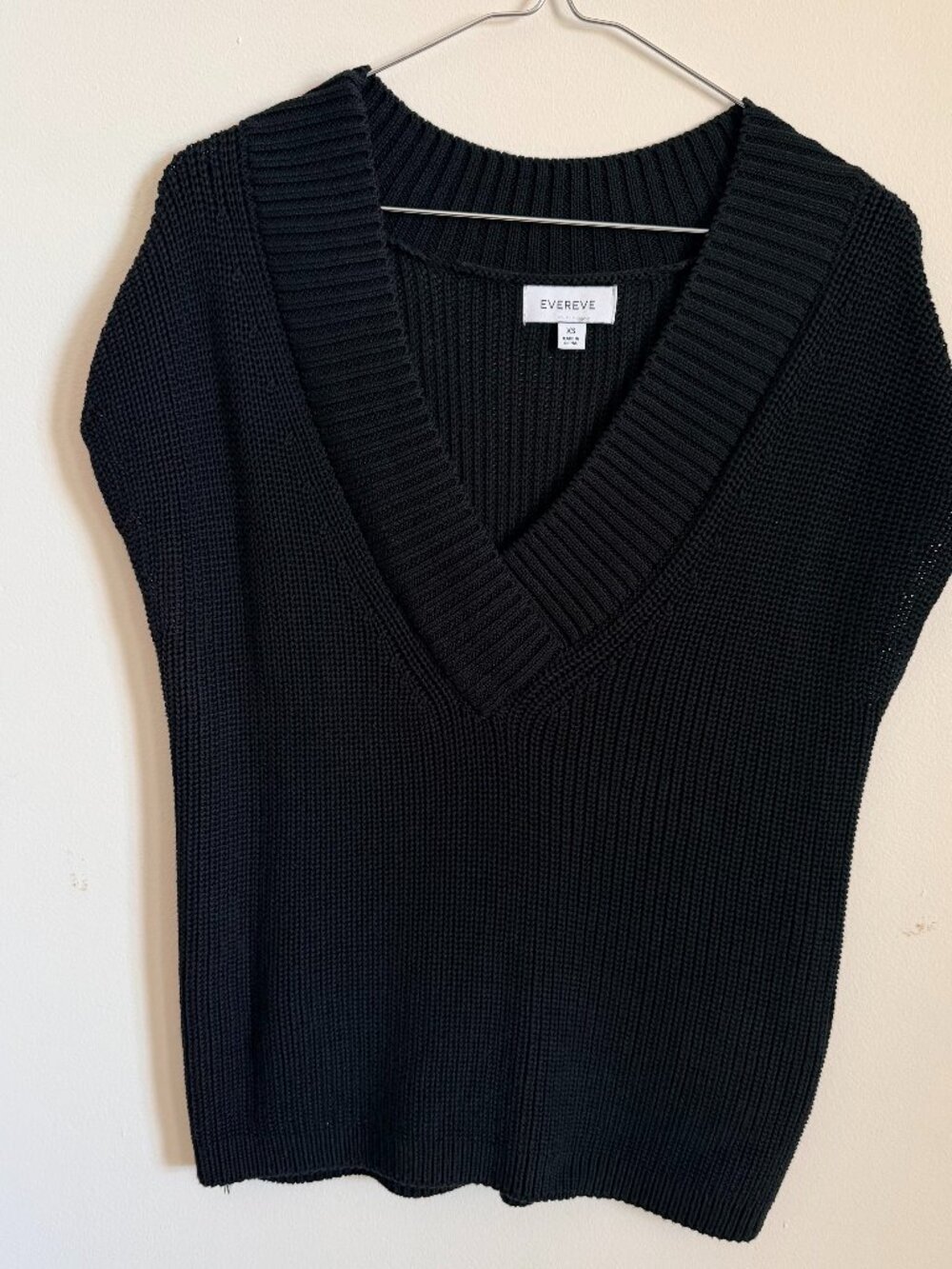 EVEREVE Black Cap Sleeve V-Neck Sweater Vest, Size XS